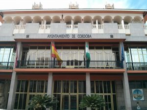 PP, PSOE y Hacemos Córdoba se comprometen con el PMUS a instancia de Juventud por el Clima